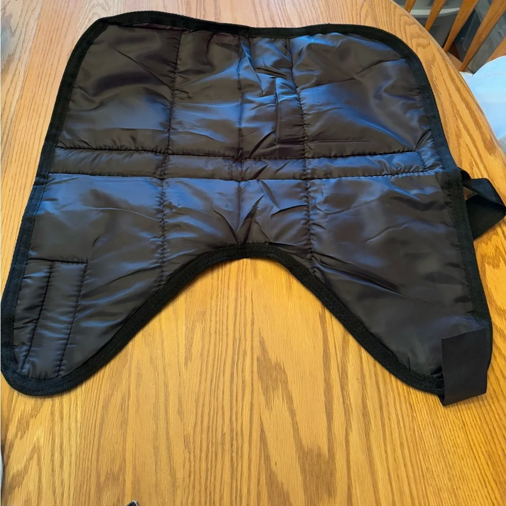 Waterproof and Breathable 420 Denier Dog Blanket